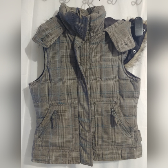 Aeropostale vest S - Picture 5 of 5